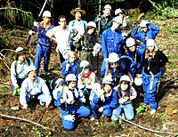 森林で環境保全国際ワークキャンプ　　　　　　　　　（2005年・大沼）