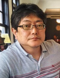 泊プロフィール写真（於台北）.jpg