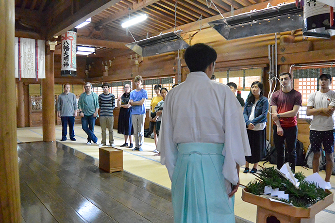 Hachimangu Shrine Tour